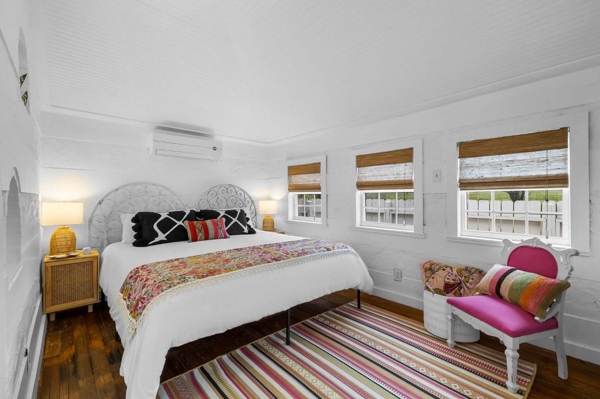 Pink Duchess - Mins To Main Hot Tub & Fire Pit Villa Fredericksburg Exteriör bild