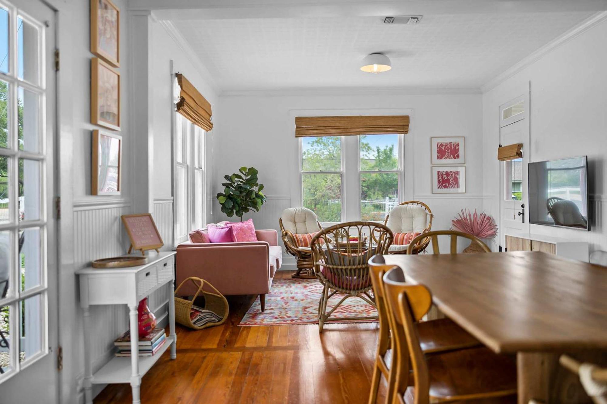 Pink Duchess - Mins To Main Hot Tub & Fire Pit Villa Fredericksburg Exteriör bild