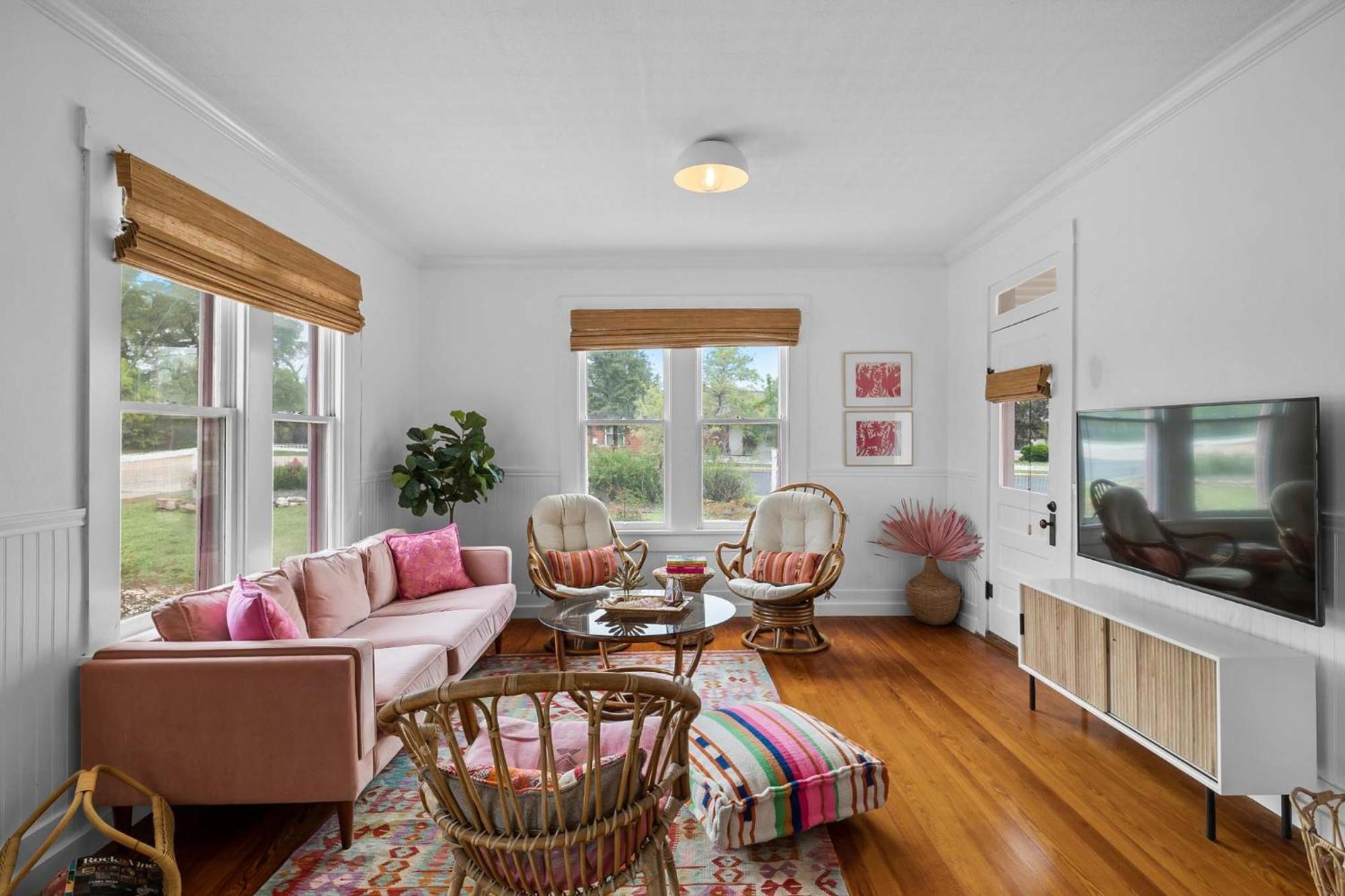 Pink Duchess - Mins To Main Hot Tub & Fire Pit Villa Fredericksburg Exteriör bild