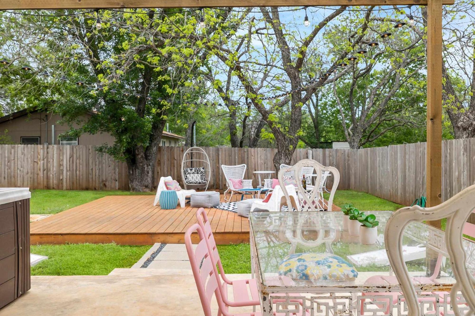 Pink Duchess - Mins To Main Hot Tub & Fire Pit Villa Fredericksburg Exteriör bild